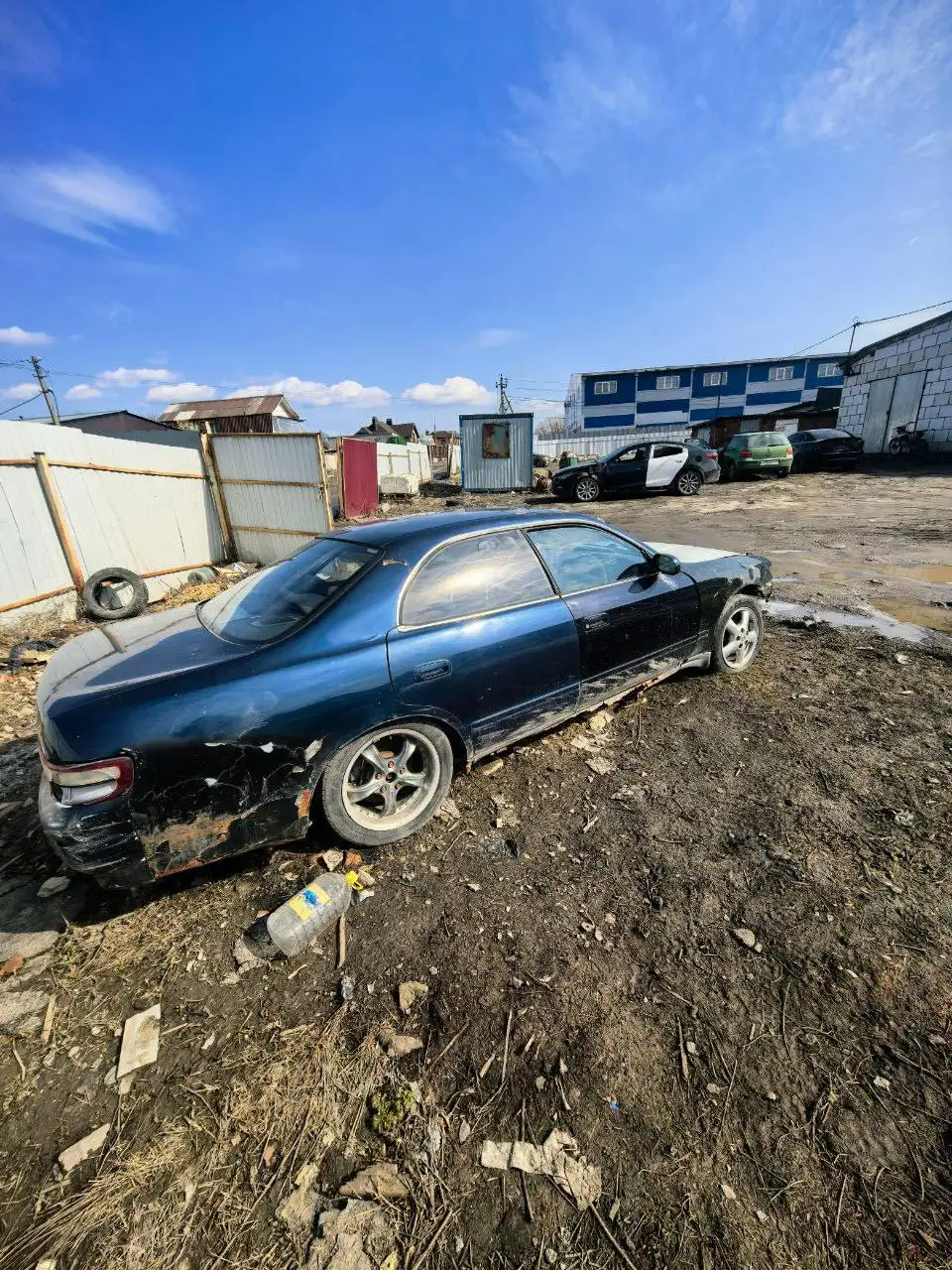 Toyota CHASER 1993 на запчасти или восстановление - Авто в Москва