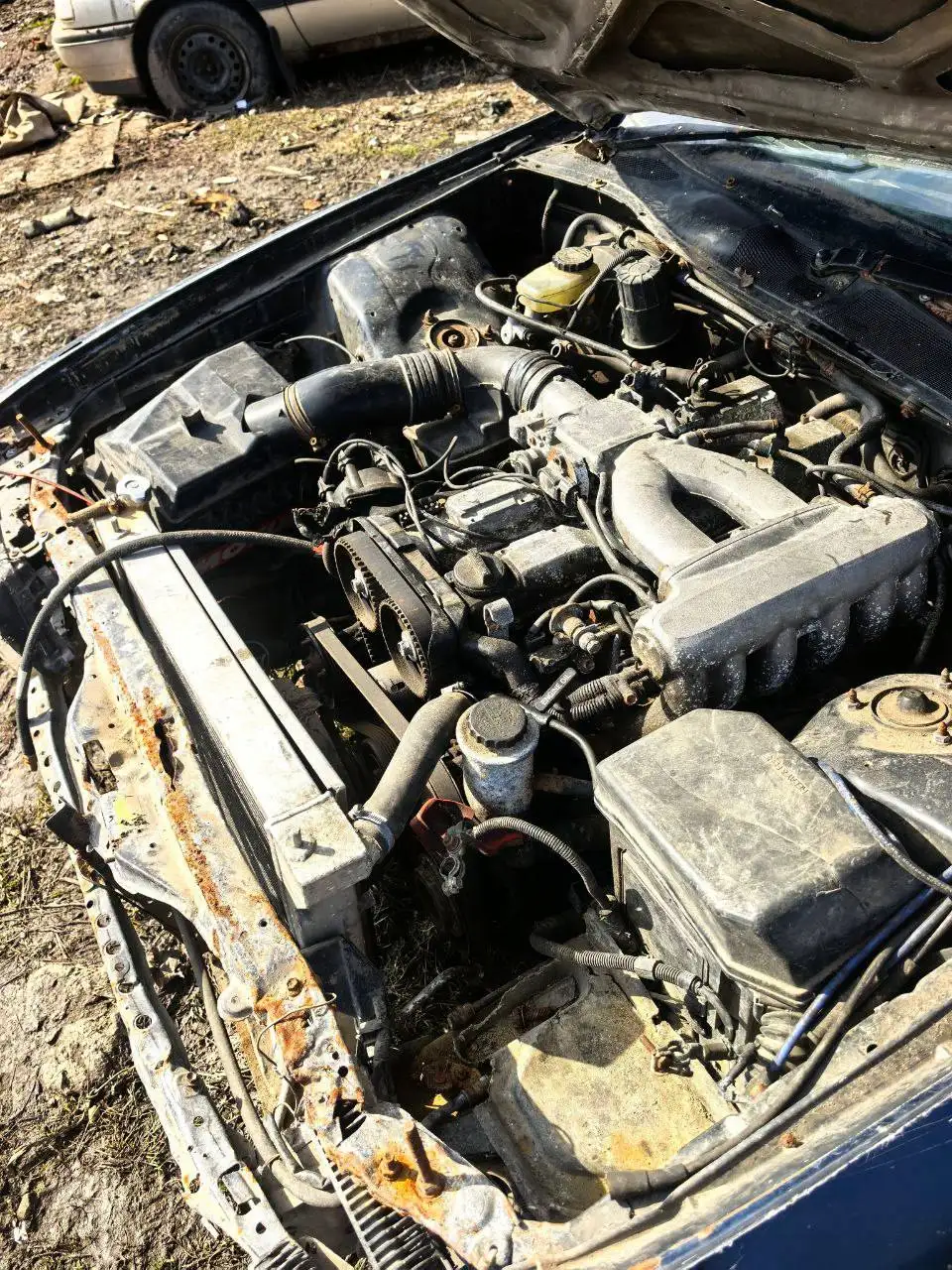 Toyota CHASER 1993 на запчасти или восстановление - Авто в Москва