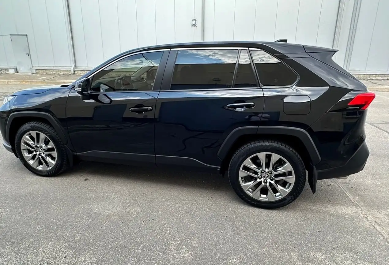 Продажа Toyota RAV4 2020 года - Авто в Москва