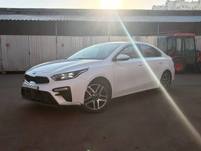 Продажа Kia Ceed III 2019 года с автоматом - частное объявление в Москва