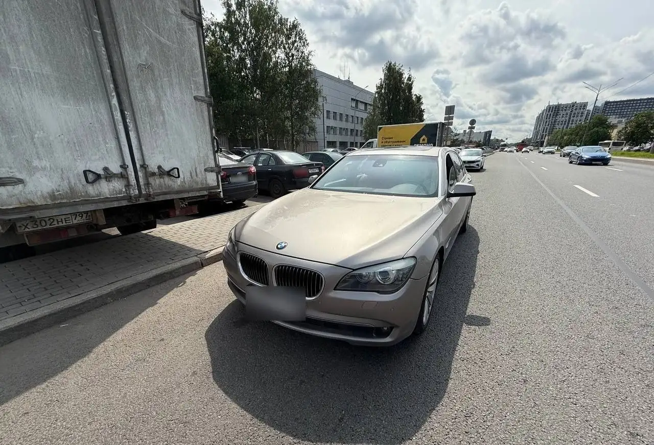 BMW SERIE 7 2009 750Li 4.4 AT - Легковые автомобили (Авто) в Москва