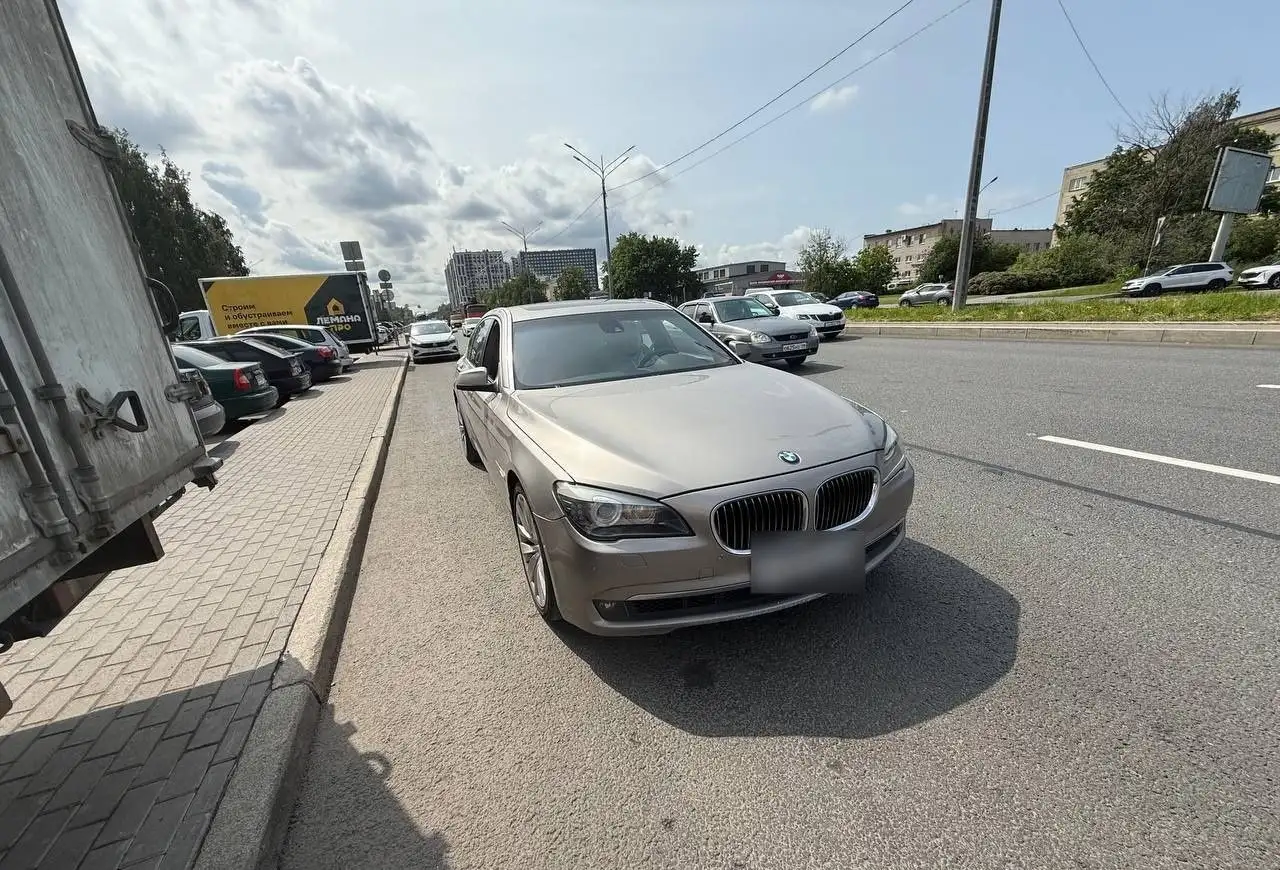 BMW SERIE 7 2009 750Li 4.4 AT - Легковые автомобили (Авто) в Москва