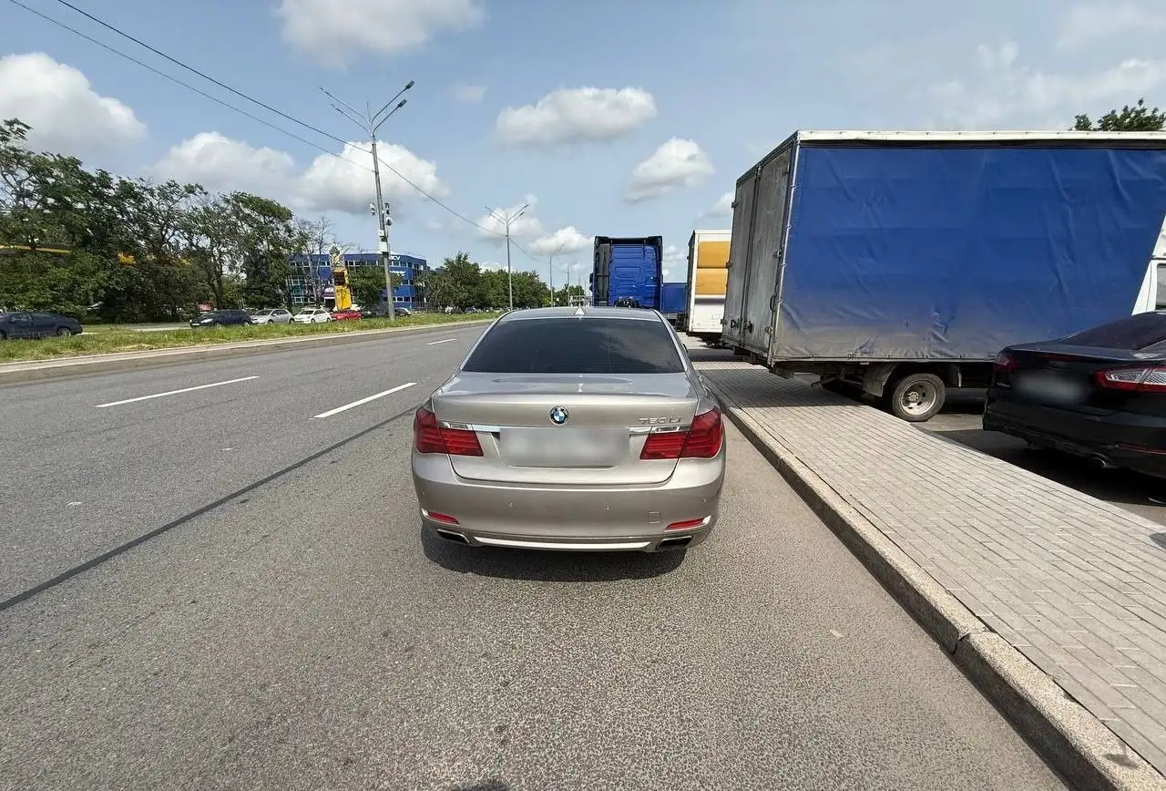 BMW SERIE 7 2009 750Li 4.4 AT - Легковые автомобили (Авто) в Москва