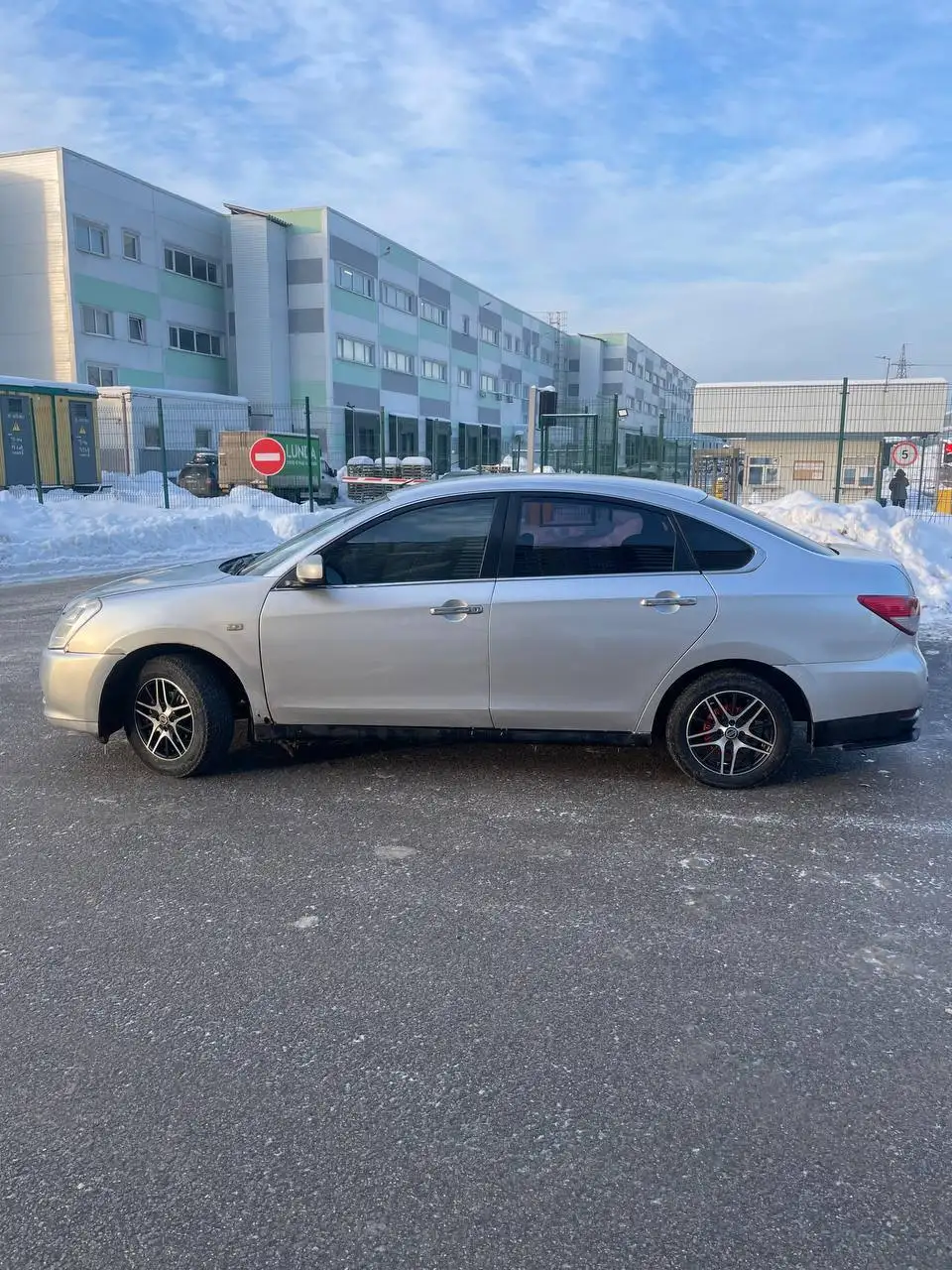 Продажа автомобиля Nissan Almera 2016 года - Авто в Москва