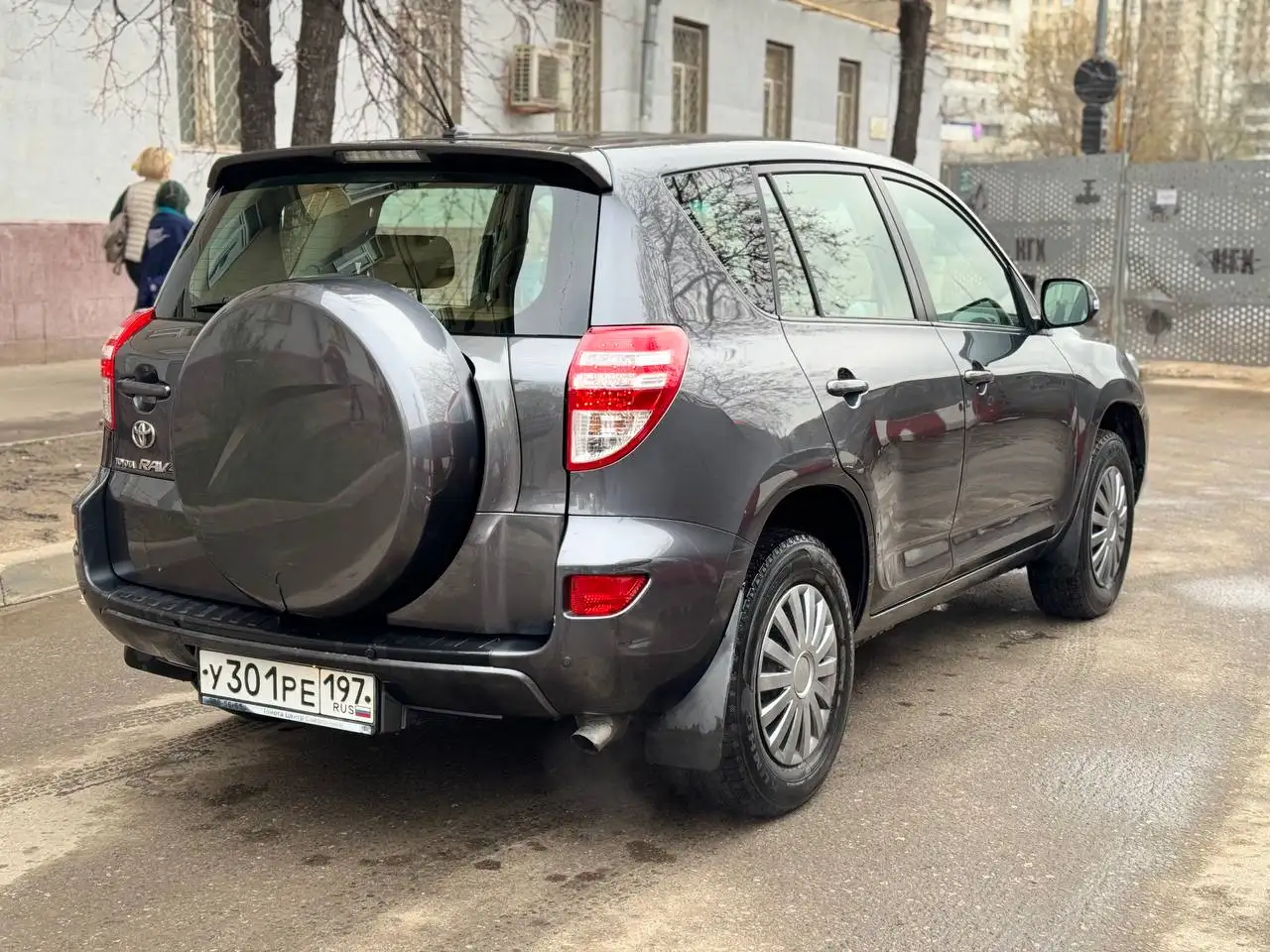 Toyota RAV4 2011 года с пробегом 60 тыс. км - Внедорожники, кроссоверы (Авто) в Москва