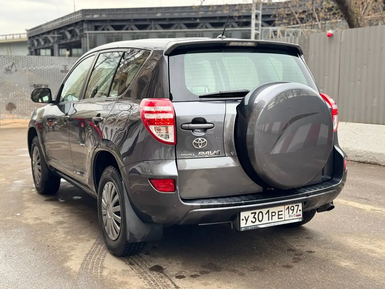 Toyota RAV4 2011 года с пробегом 60 тыс. км - Внедорожники, кроссоверы (Авто) в Москва
