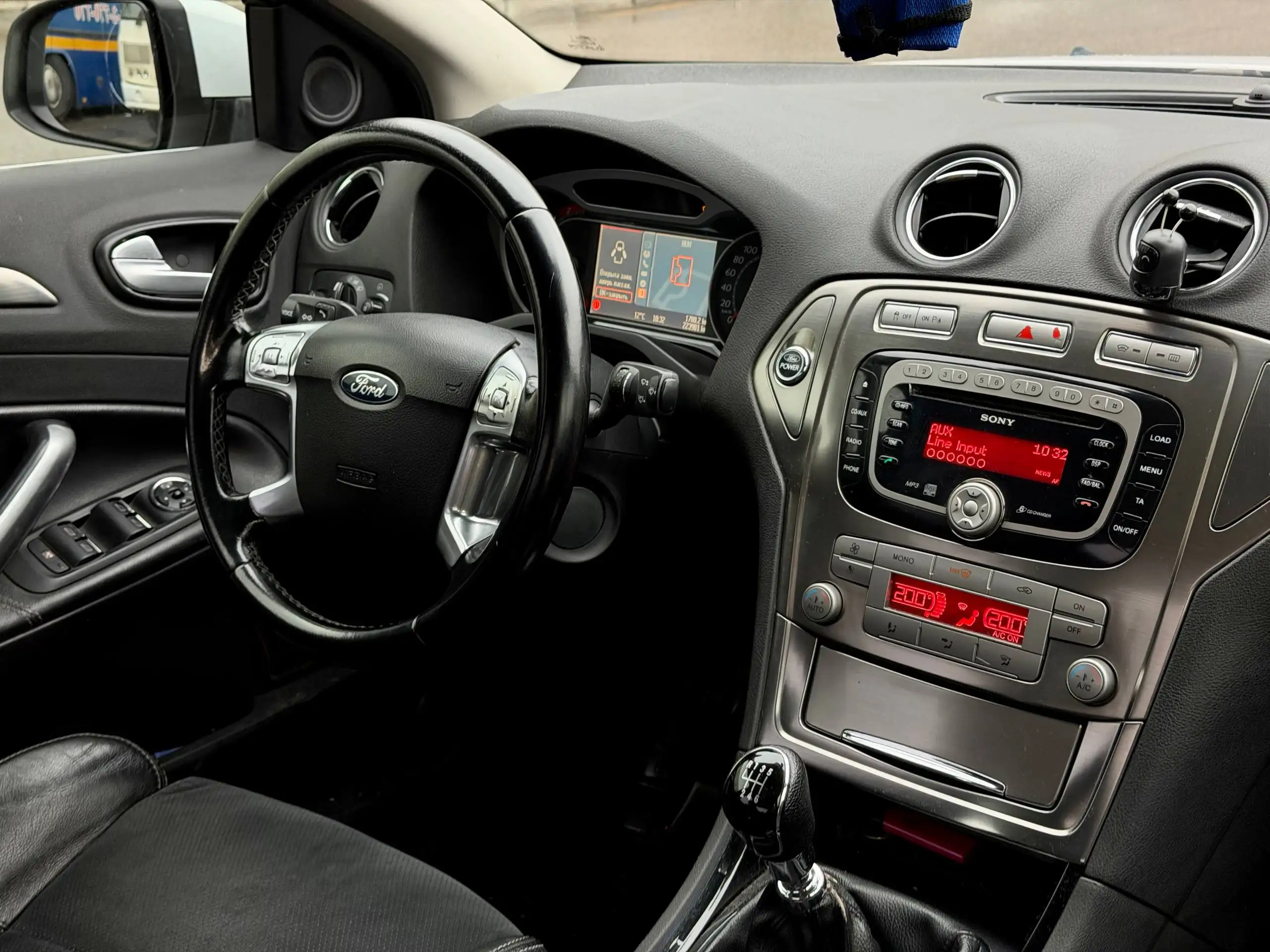 Ford Mondeo IV 2007, 2.5T (220л.с.), МКПП, максимальная комплектация Titanium X - Легковые автомобили (Авто) в Москва