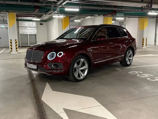 Bentley Bentayga 2016 - частное объявление в Москва
