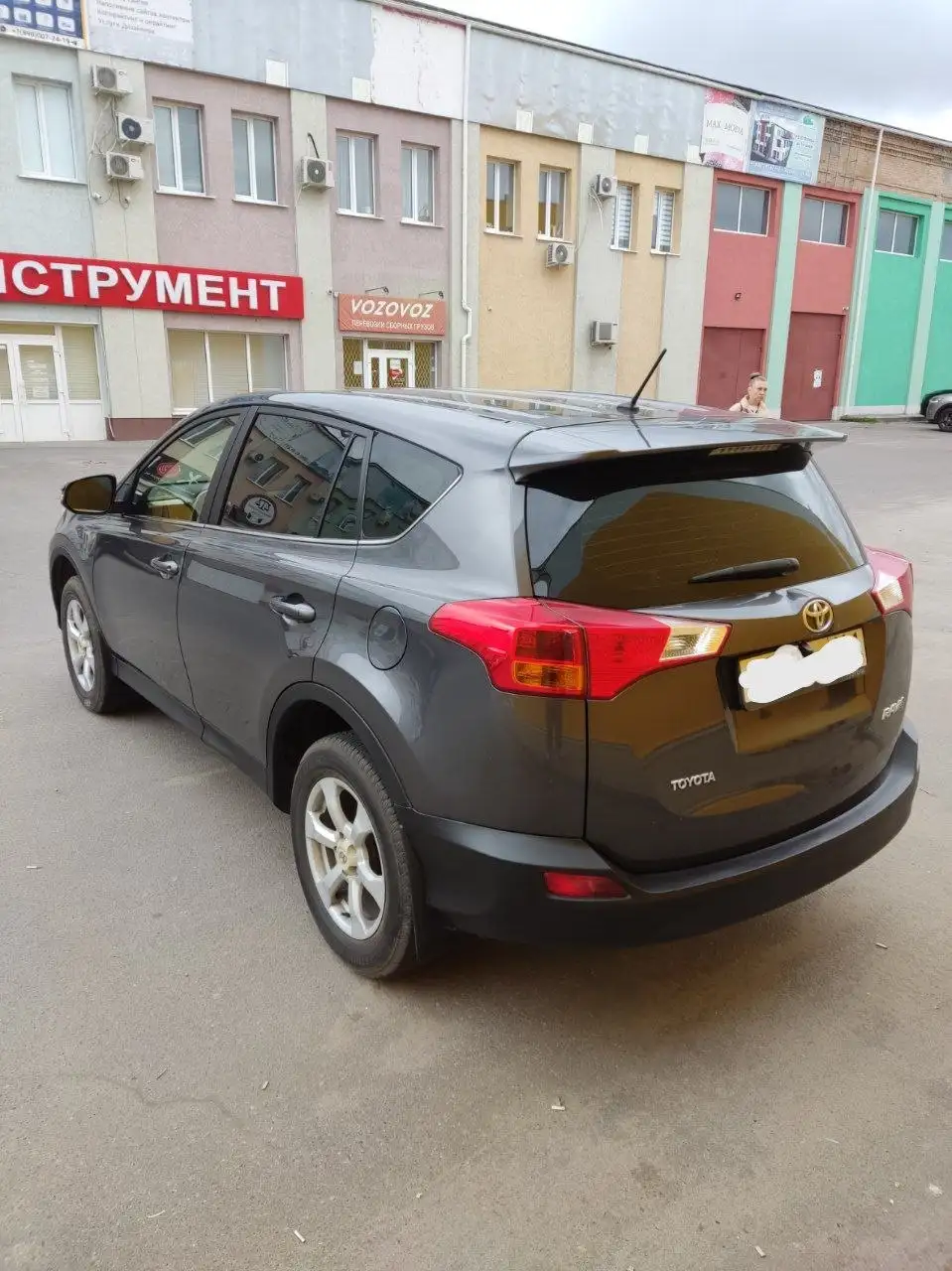 Продажа Toyota RAV4 2014 года - Легковые автомобили (Авто) в Мелитополь
