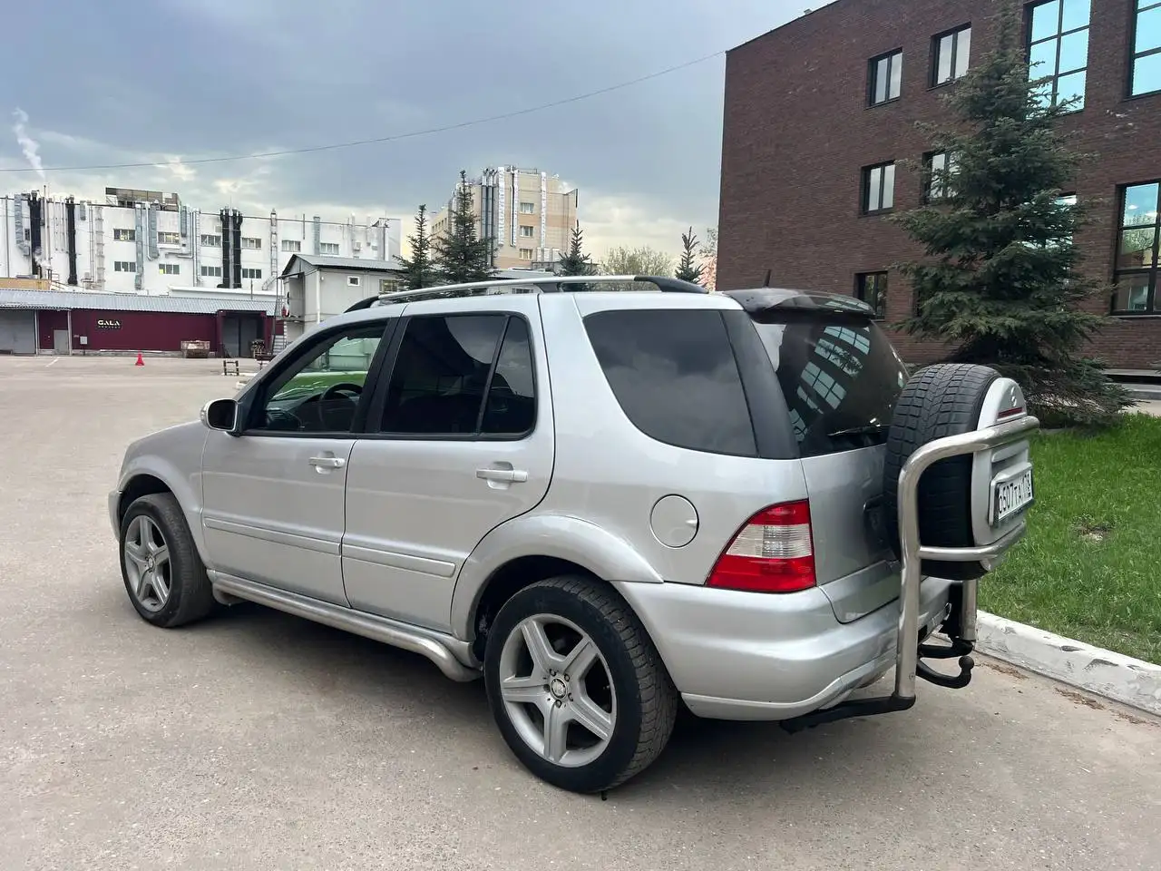 Mercedes Benz ML 320 2002 - Авто в Москва