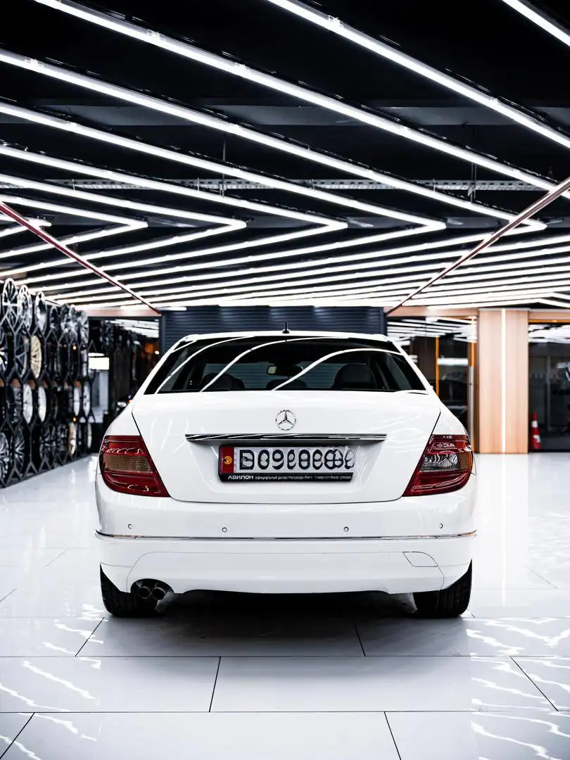 Mercedes-Benz C 180 Kompressor W204 2008, 127000 км - Легковые автомобили (Авто) в Бишкек