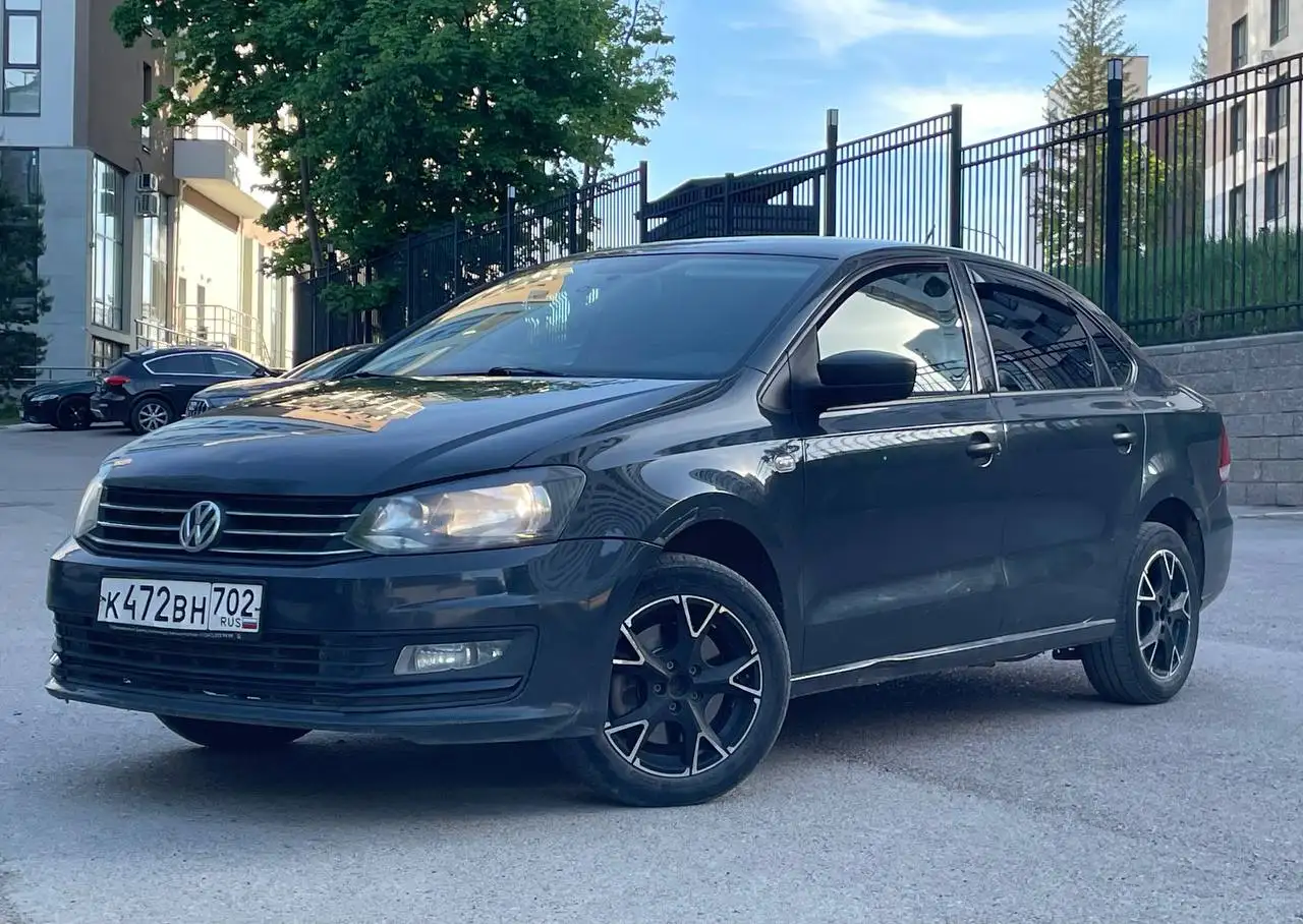 Volkswagen Polo рестайлинг 2016 - Volkswagen Polo (Авто) в Уфа