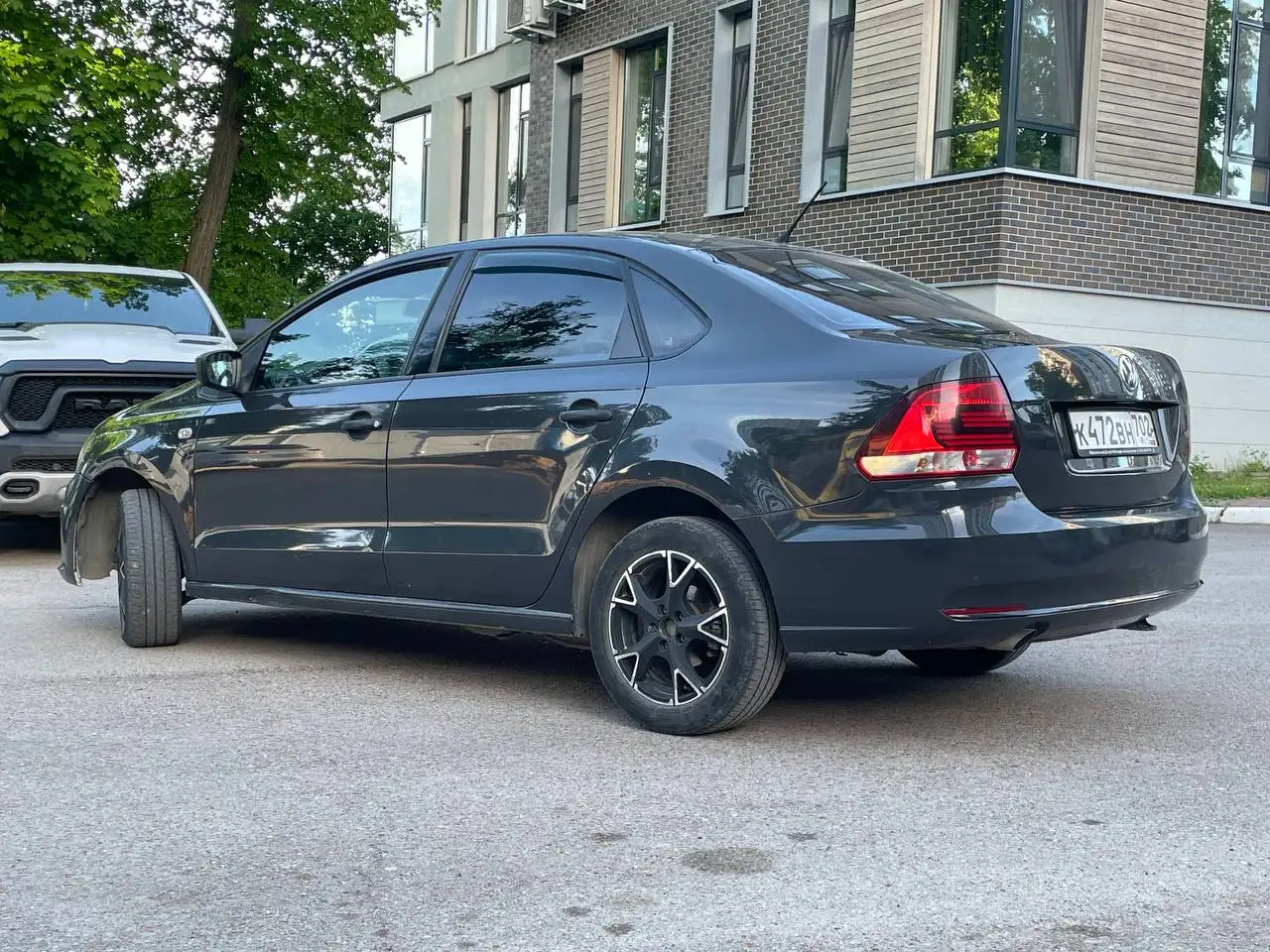 Volkswagen Polo рестайлинг 2016 - Volkswagen Polo (Авто) в Уфа