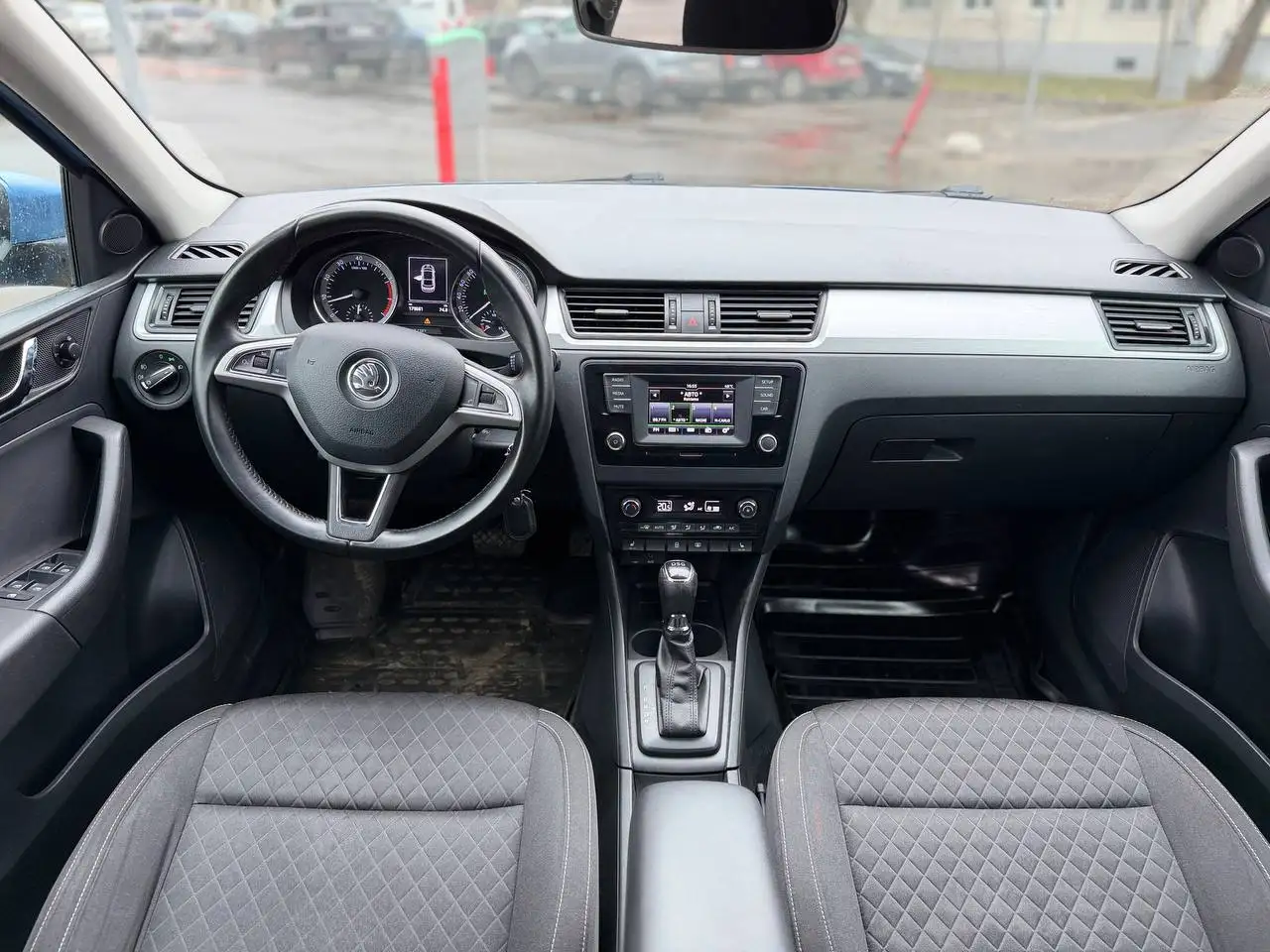 Skoda Rapid 2016 - Легковые автомобили (Авто) в Москва