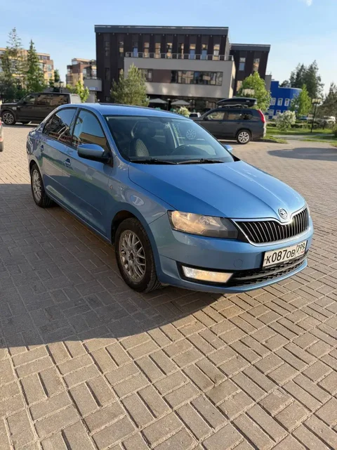 Skoda Rapid 2016 1.4 - Авто в Москва