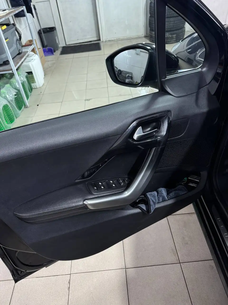 Peugeot 1.6, 2012 г.в. - Легковые автомобили (Авто) в Москва