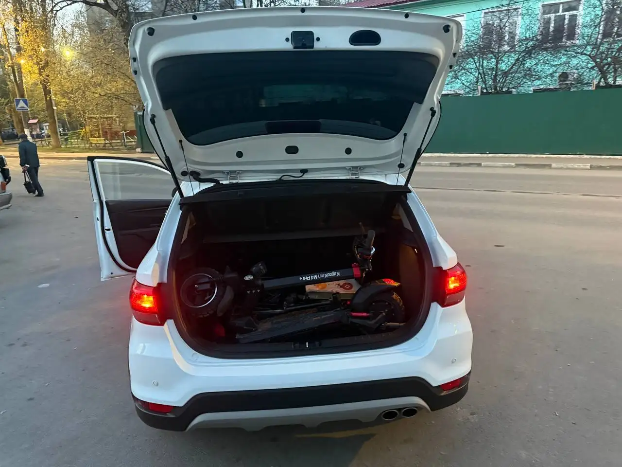 Продажа Kia Rio X-Line - Легковые автомобили (Авто) в Москва