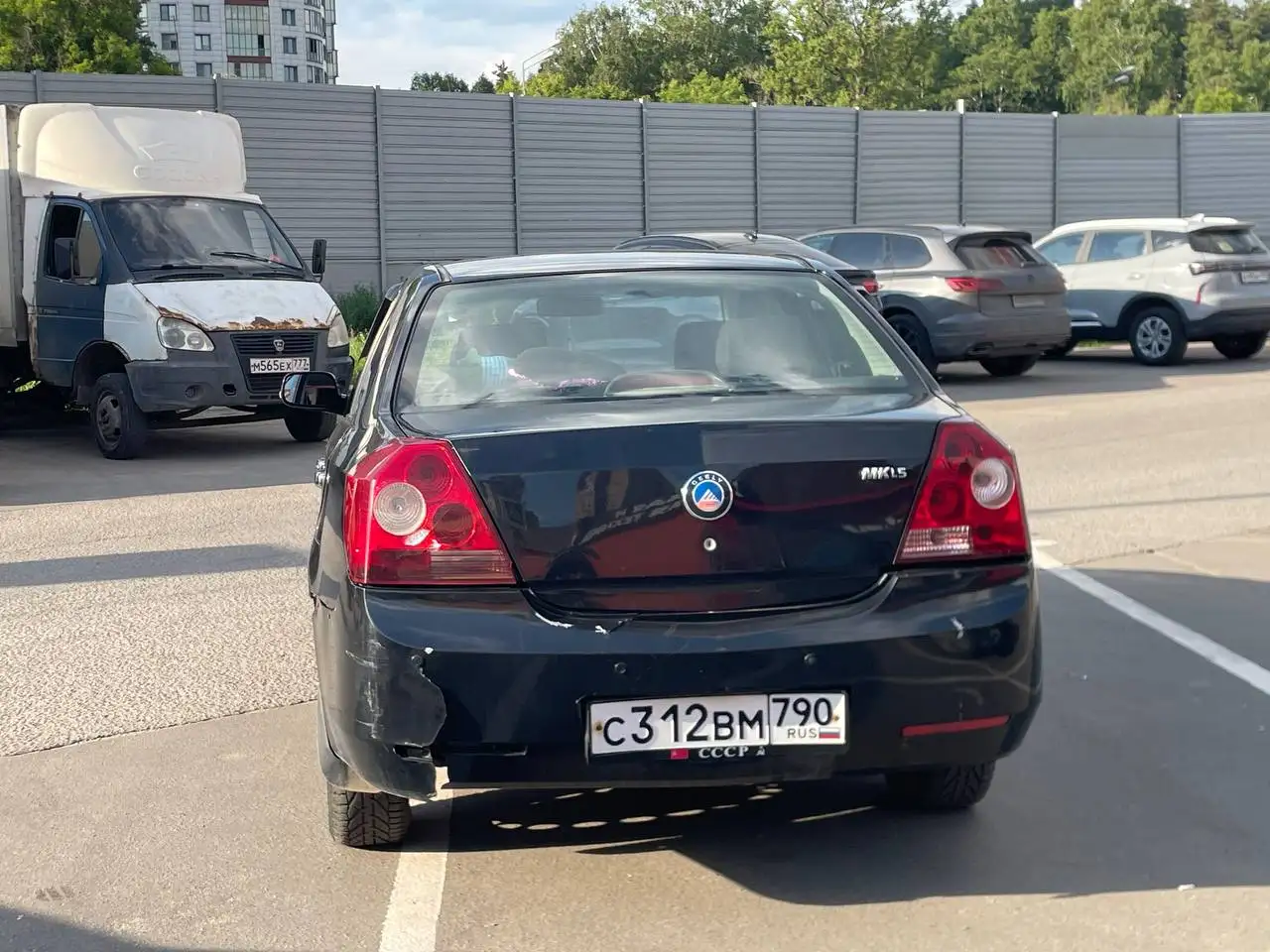 Джили МК 2015, отличное состояние, недорого - Легковые автомобили (Авто) в Москва