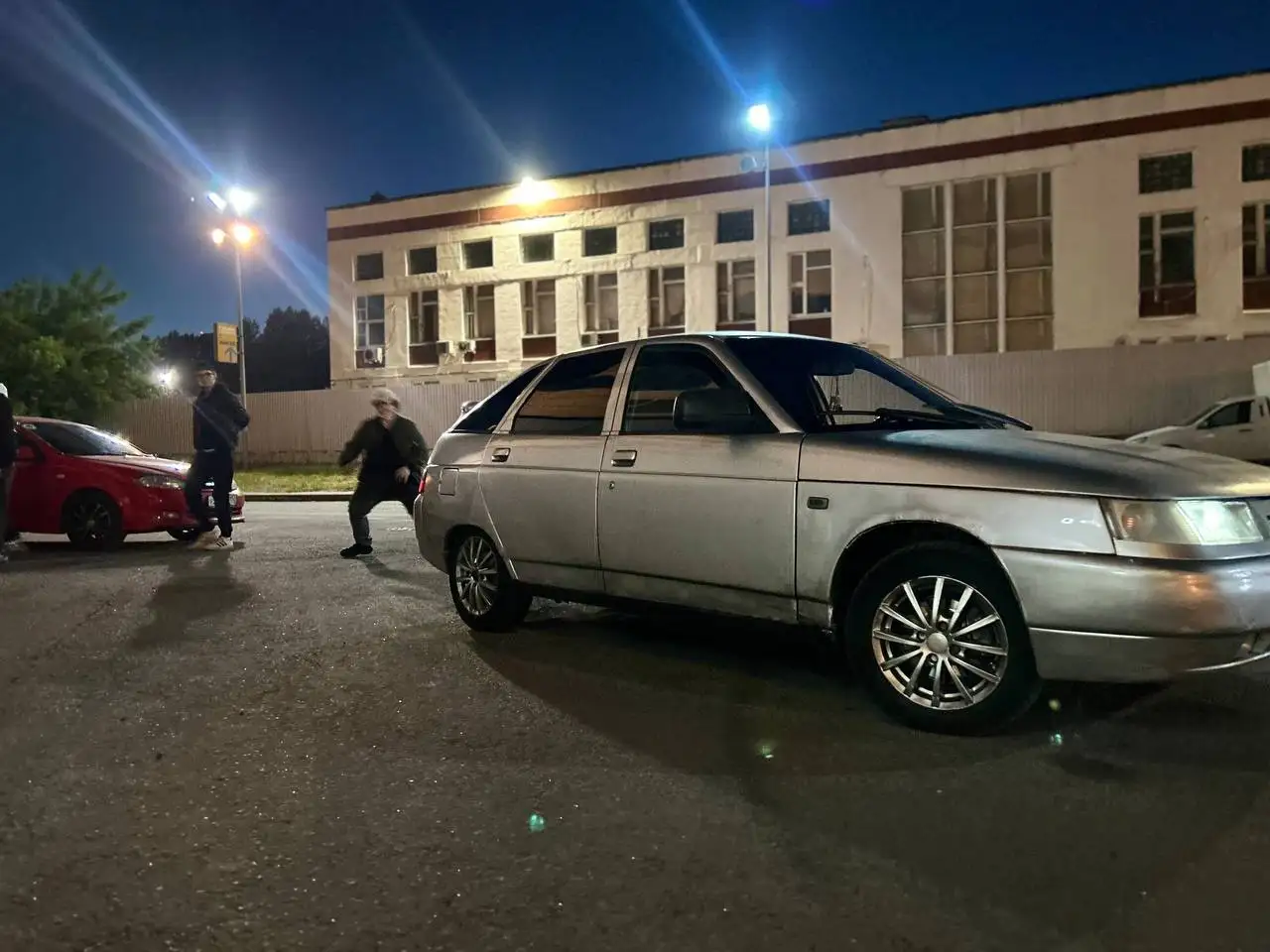 Ваз 2112 2004 года в хорошем состоянии - Легковые автомобили (Авто) в Москва