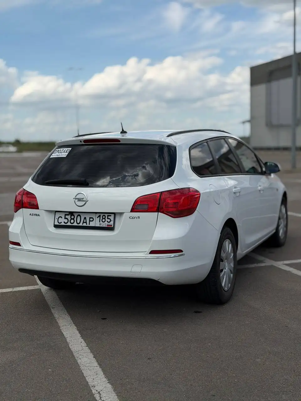 Opel Astra 2013 дизель - Авто в Бердянск