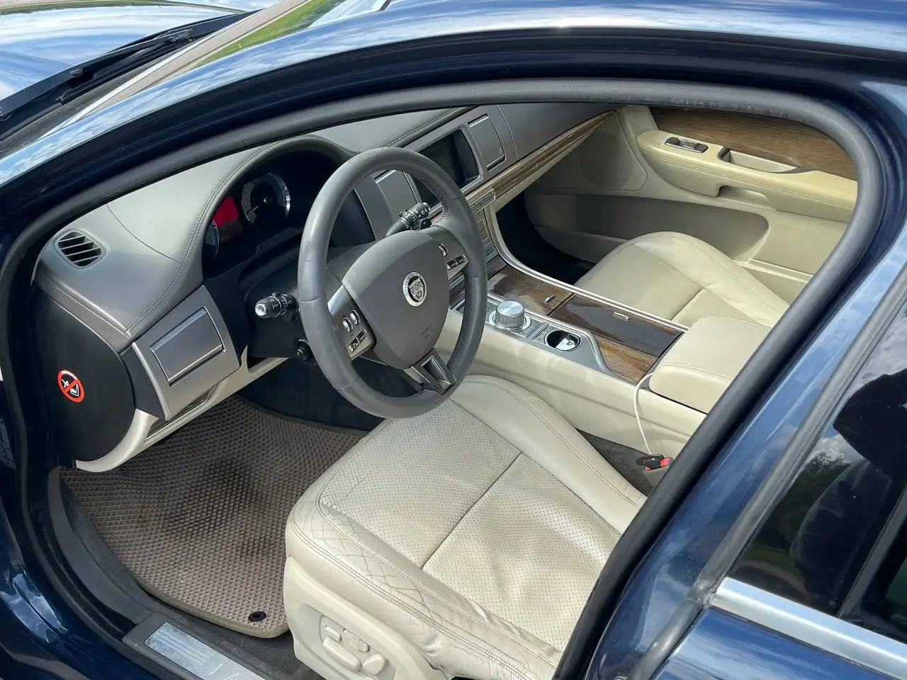 Jaguar XF 4.2 Supercharger 2009 - Легковые автомобили (Авто) в Москва