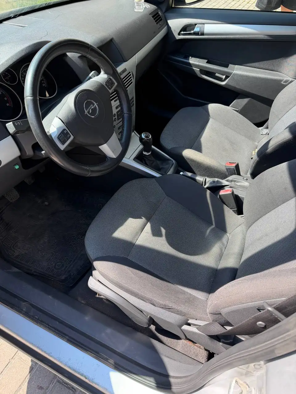 Opel Astra H / Опель Астра 2010 - Легковые автомобили (Авто) в Москва