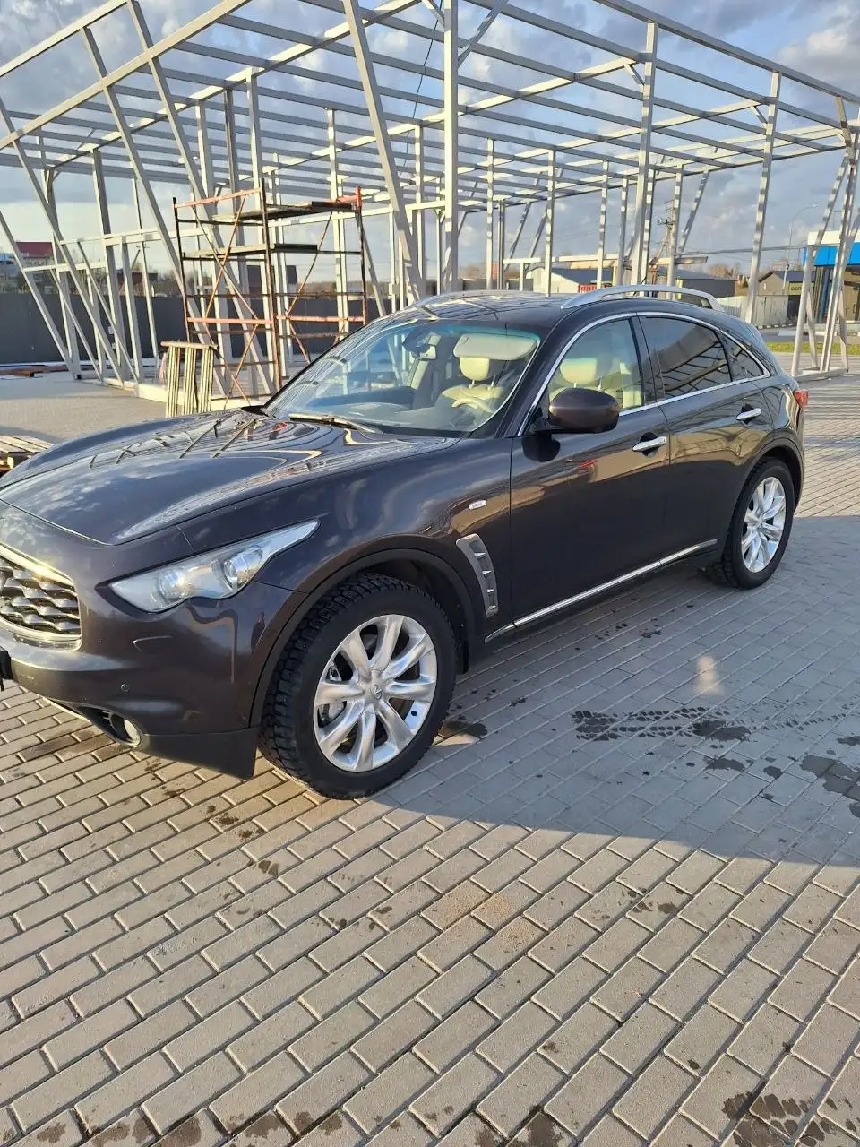 Infiniti FX37, 2010, 215000 км, 2 владелец - Легковые автомобили (Авто) в Москва