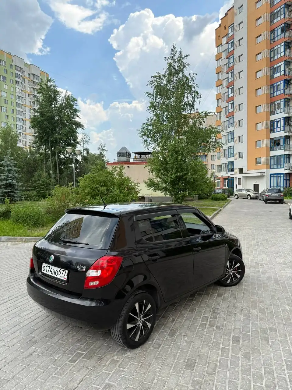 Skoda Fabia 2011 рестайлинг - Легковые автомобили (Авто) в Зеленоград