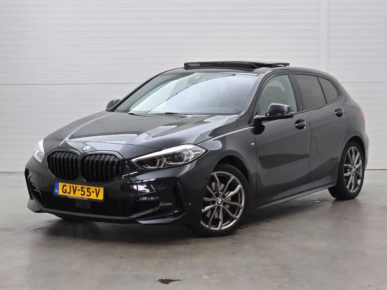 BMW 118i M Pack 2022 - Легковые автомобили (Авто) в Москва