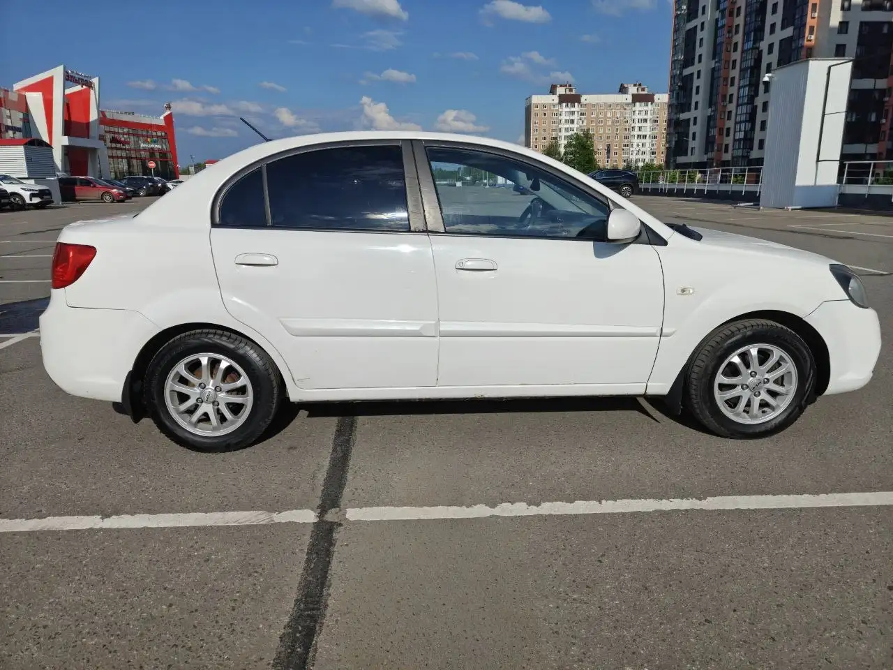 Kia Rio 2010 в хорошем состоянии - Легковые автомобили (Авто) в Электросталь