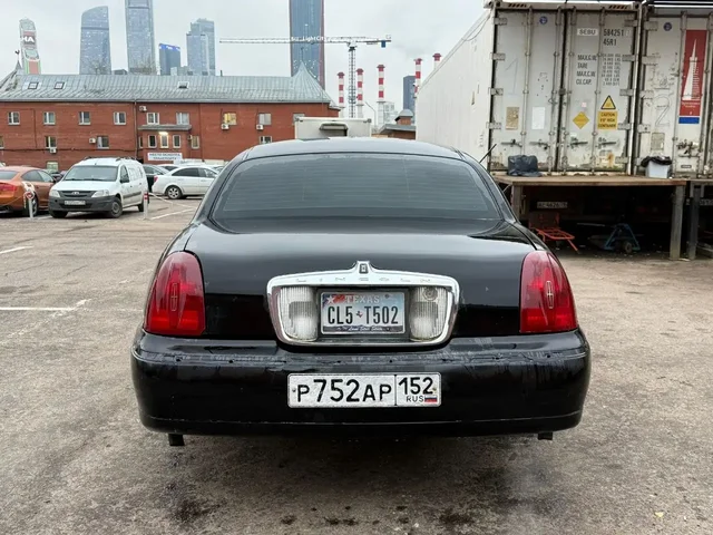 Lincoln Town Car 1999 - частное объявление в Москва