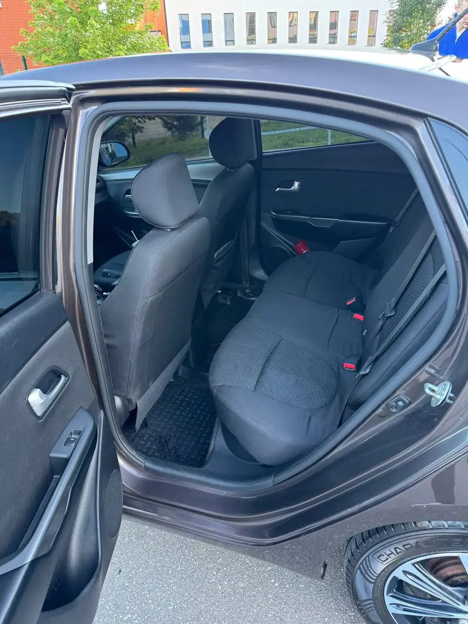 Kia Rio 1.6 2016 - Авто в Москва