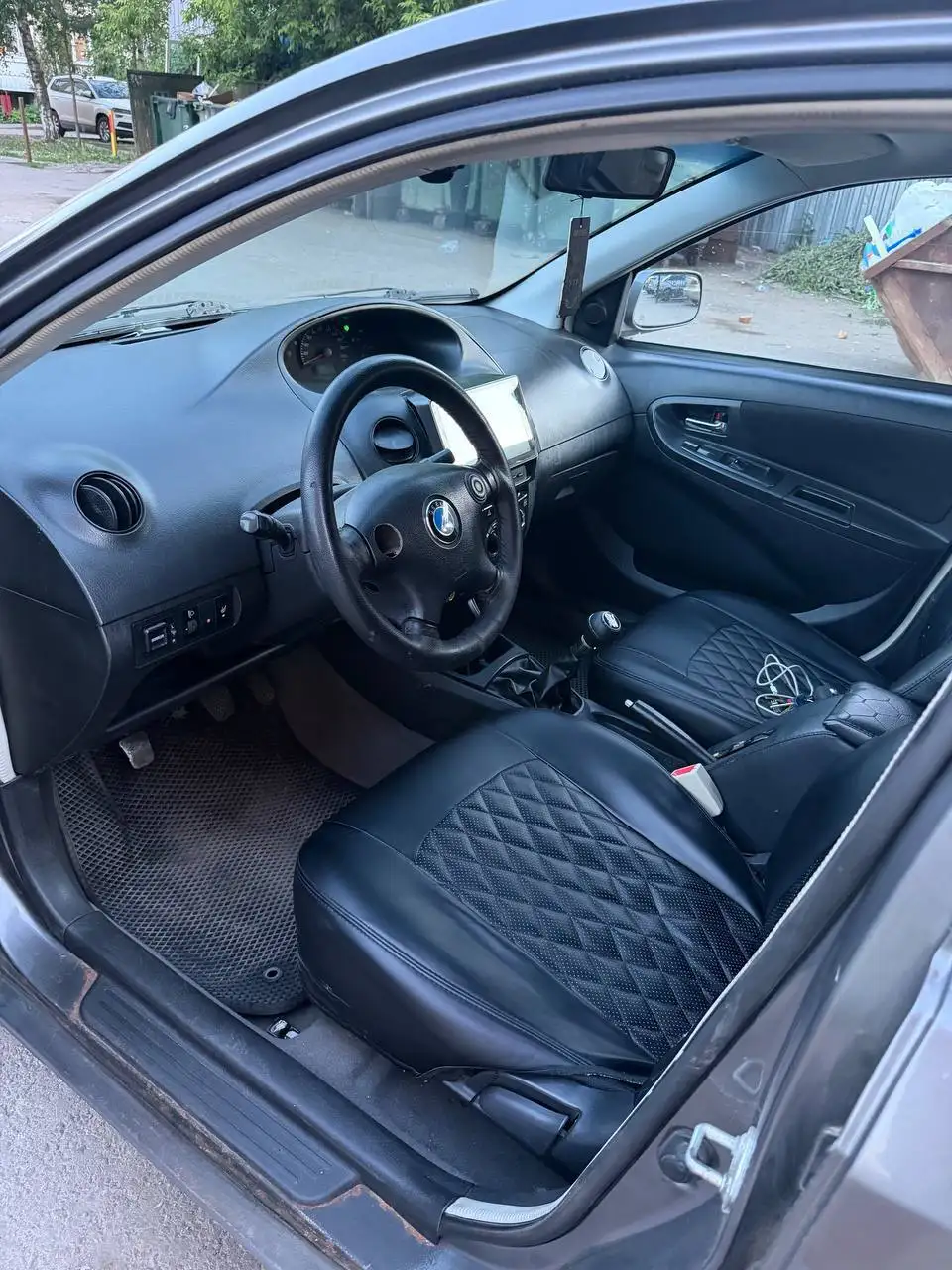 Лифан или китайский авто 1.5л 2012 года - Легковые автомобили (Авто) в Москва