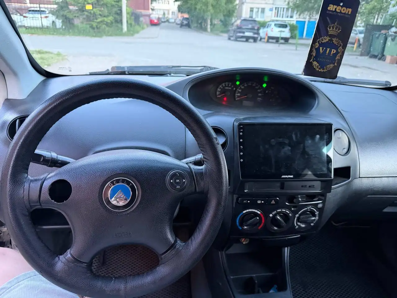 Лифан или китайский авто 1.5л 2012 года - Легковые автомобили (Авто) в Москва