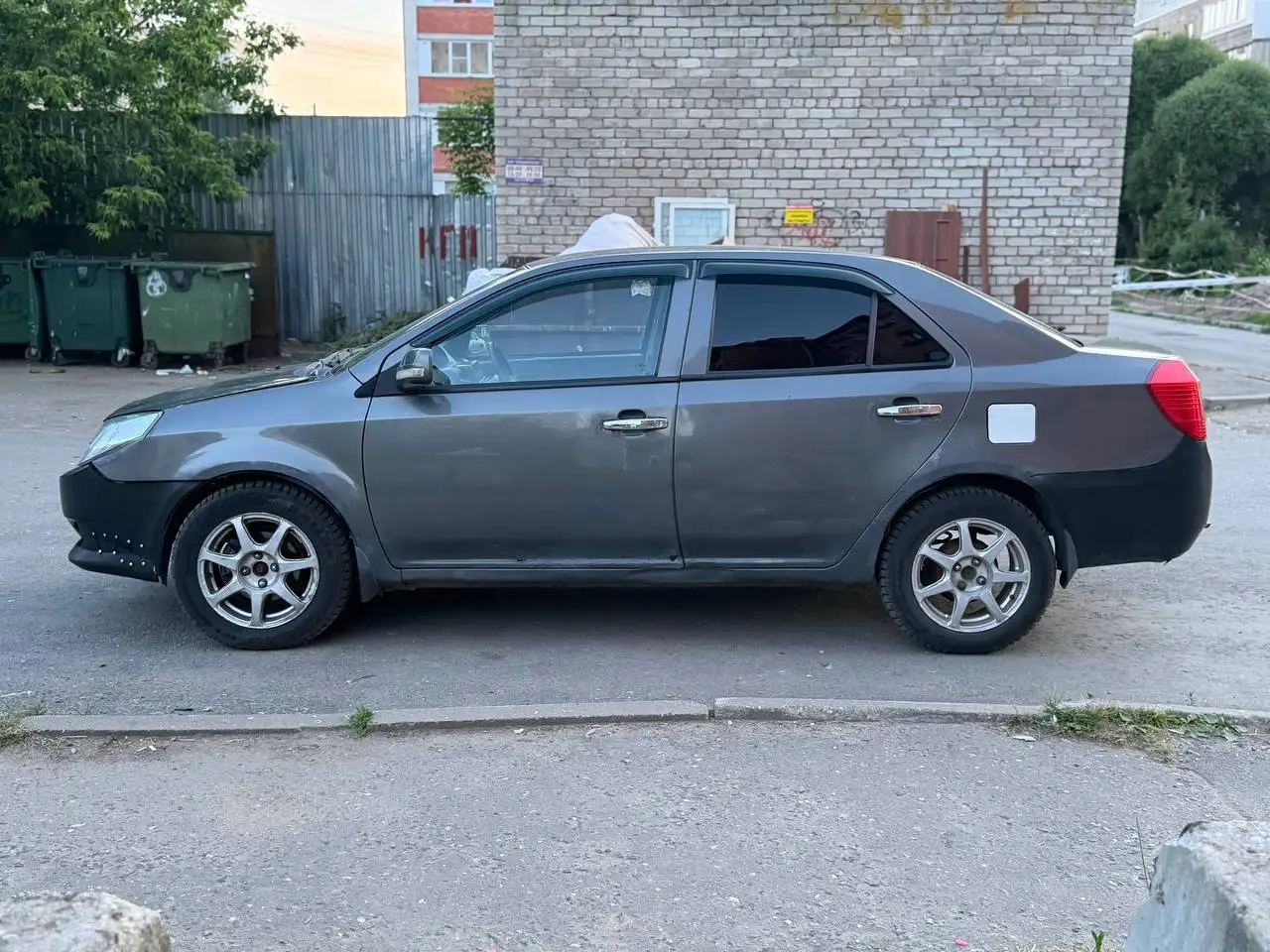 Лифан или китайский авто 1.5л 2012 года - Легковые автомобили (Авто) в Москва