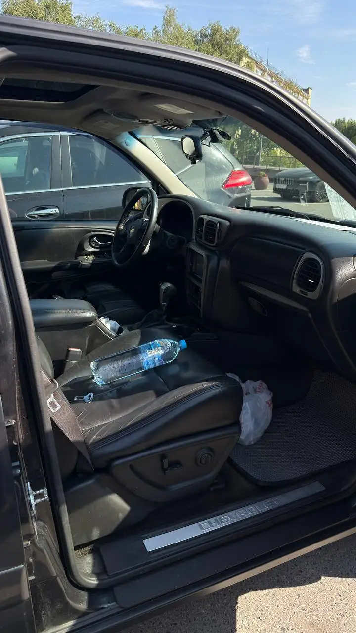 Chevrolet Trailblazer 2005 - Внедорожники (Авто) в Пушкин