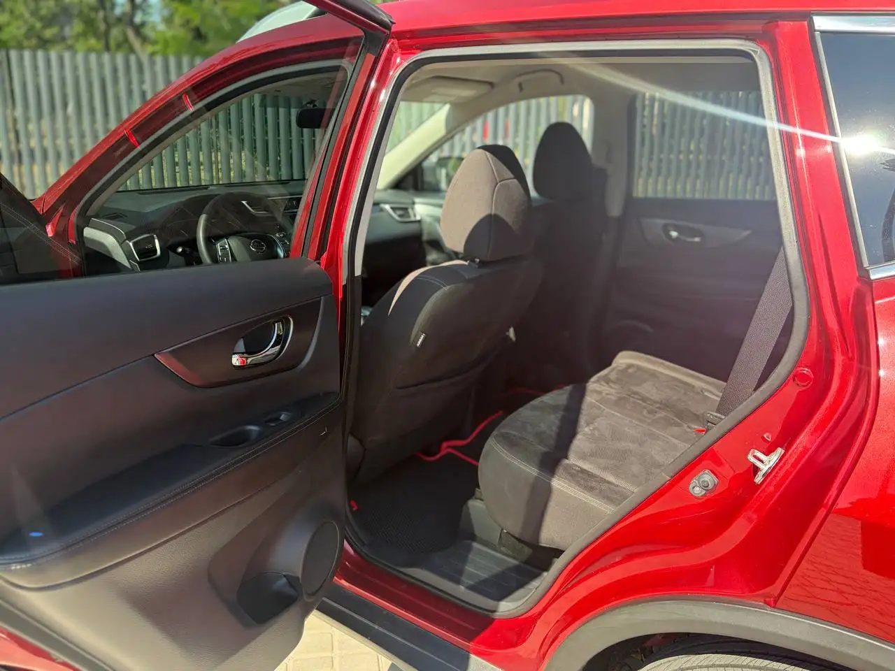 Nissan Rogue AWD SV 2015 - Легковые автомобили (Авто) в Москва