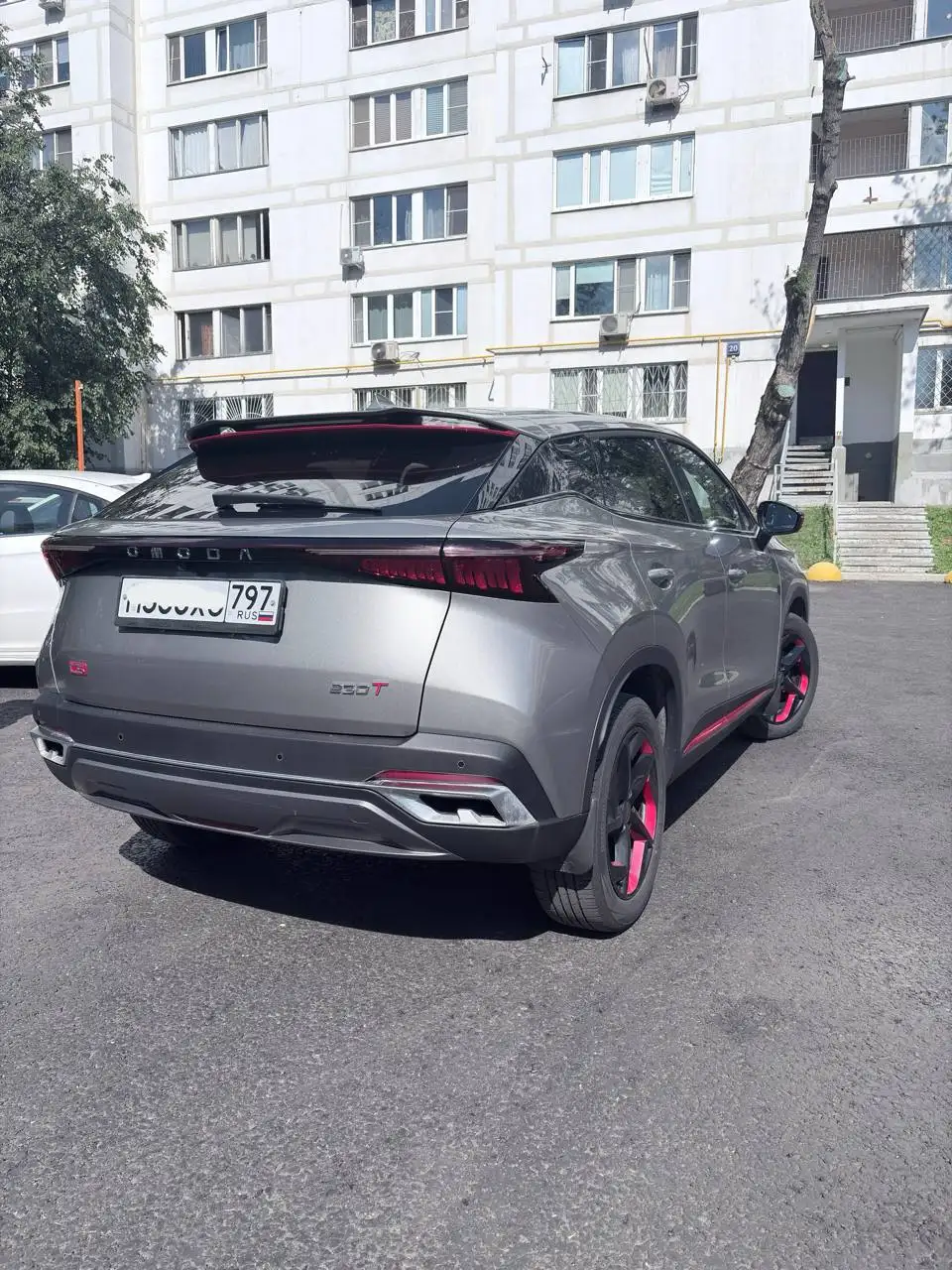 OMODA C5 2024 в идеальном состоянии с зимней резиной - Авто в Москва