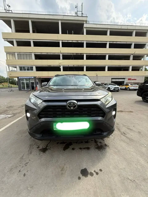 Рав 4 2021 2.5 л полный привод - Авто в Москва