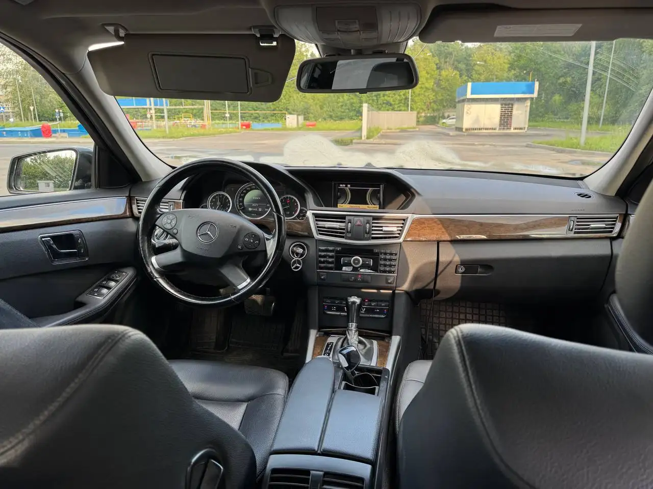 Mercedes W212 E200 2010 года в отличном состоянии - Легковые автомобили (Авто) в Тверь