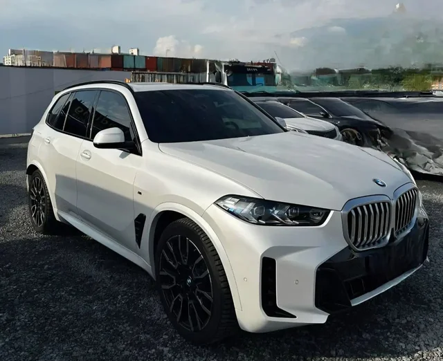 Продажа BMW X5 30d xDrive 2024 - Легковые автомобили в Москва