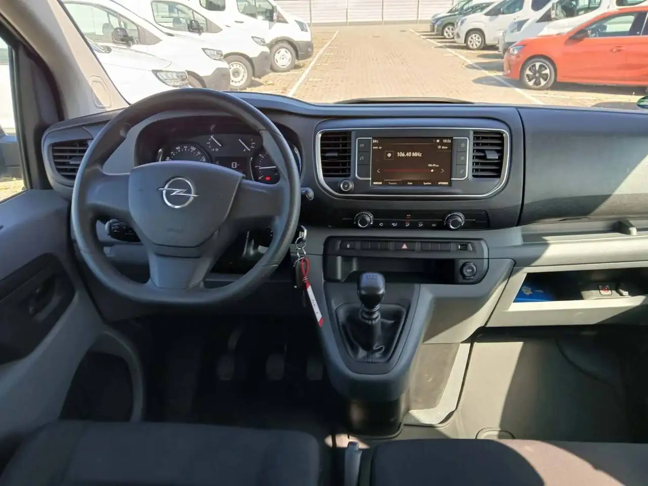 Opel Vivaro Kombi 1.5d 2022 - 2.3 млн руб - Легковые автомобили (Авто) в Москва