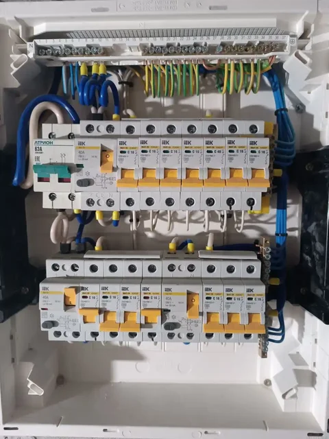 Электромонтажные работы в квартире, доме, офисе - Средства для волос в Минск