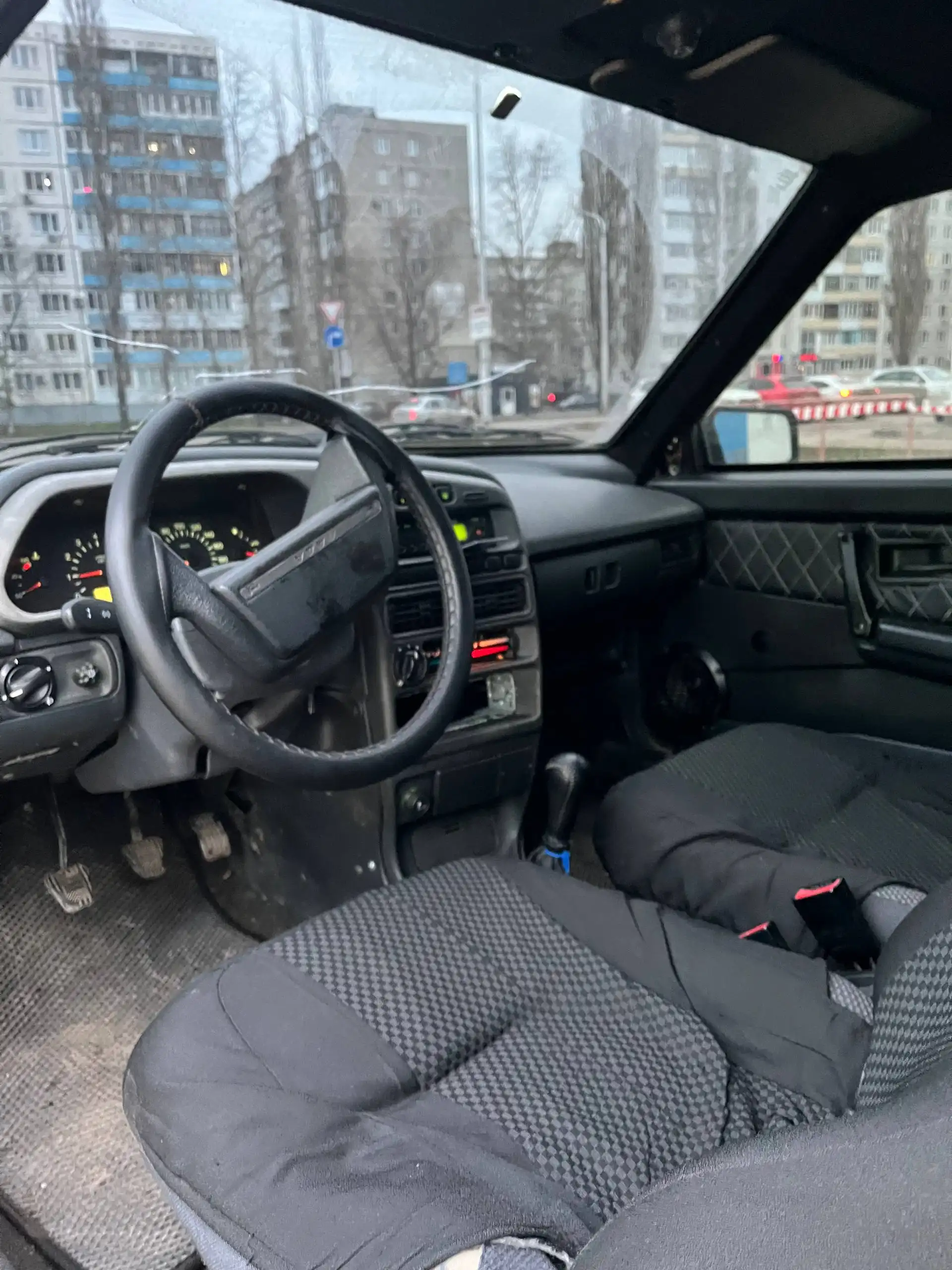 ВАЗ 2113 2012 года