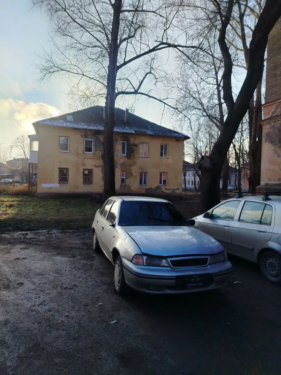 Продам Нексию 6 год