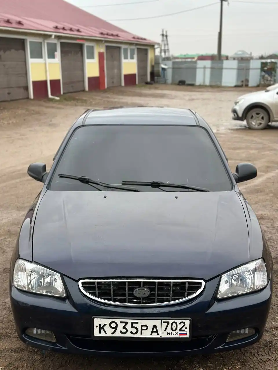 ВАЗ 2110 (Акцент) 2006 года в максимальной комплектации