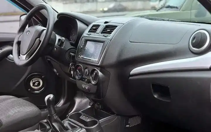 Продам Лада Калина 2 универсал 2015 года в Уфе