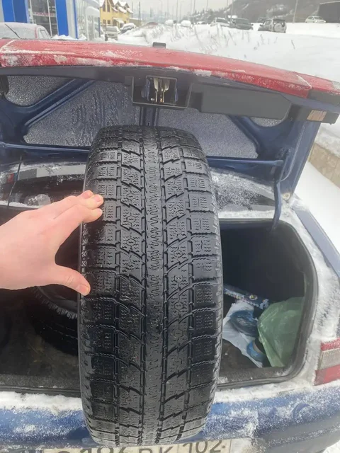 Продажа зимней резины R17 липучки в отличном состоянии - частное объявление в Уфа