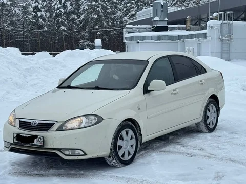 Продажа Chevrolet Cruze 2013 года с механикой - Авто в Уфа