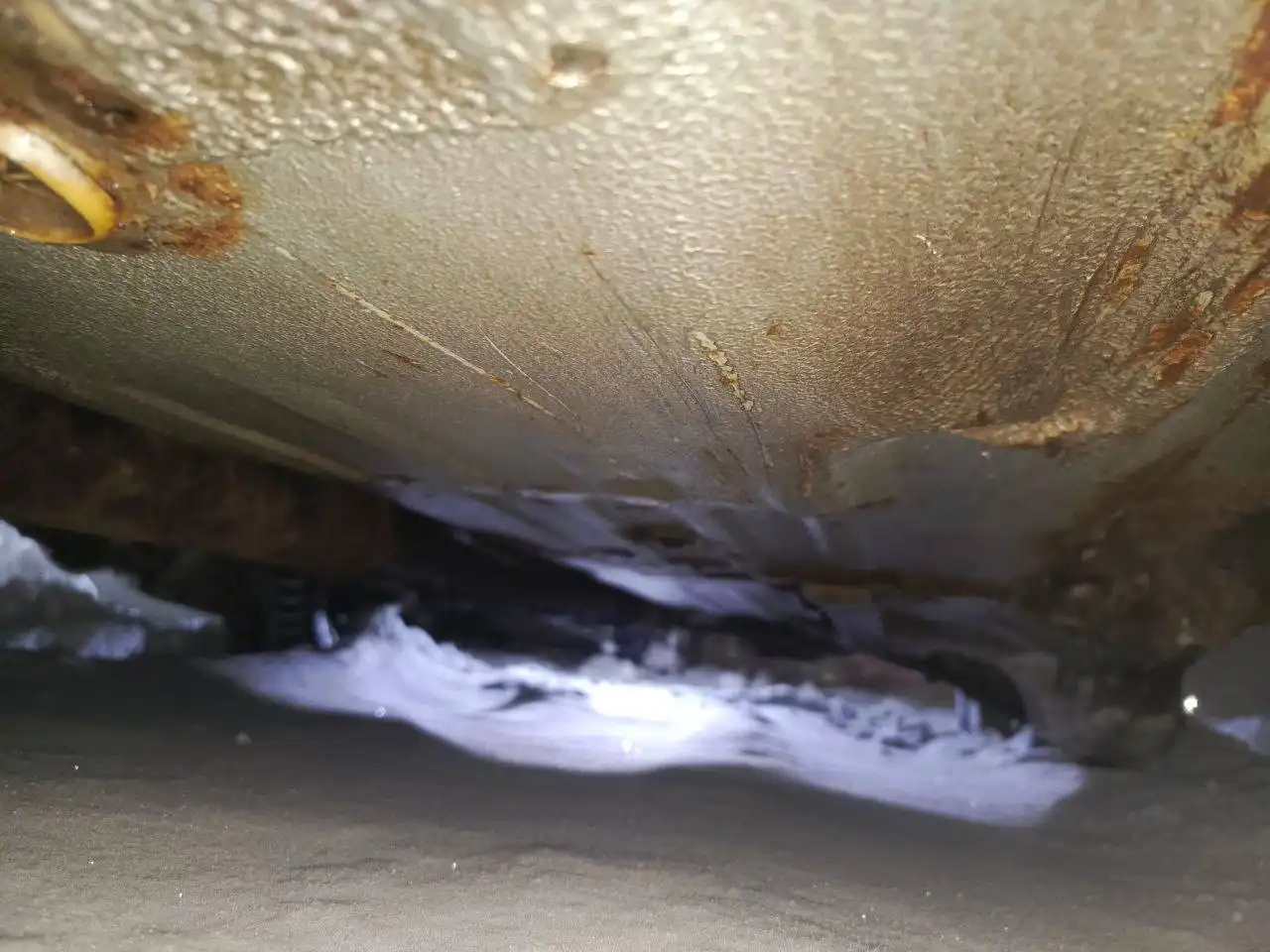 Продажа автомобиля ВАЗ 2107 2004 года с неисправностью подачи топлива